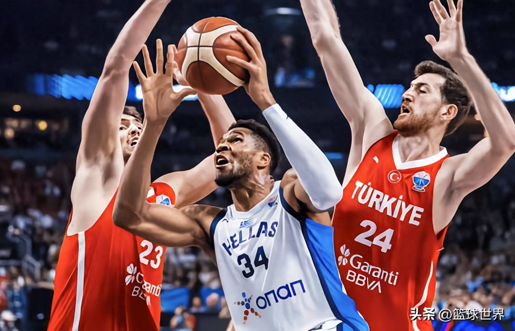 包含字母哥在德国队比赛中连败，精彩发挥引发热议！的词条