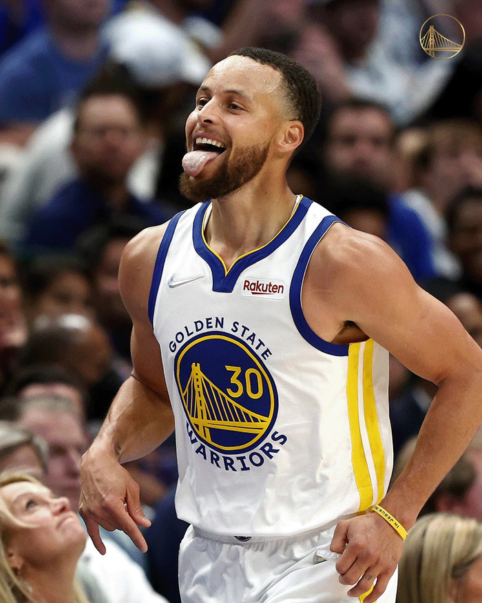 KAIYUN-德罗巴关键节点战术调整，独行侠带队取胜！的简单介绍